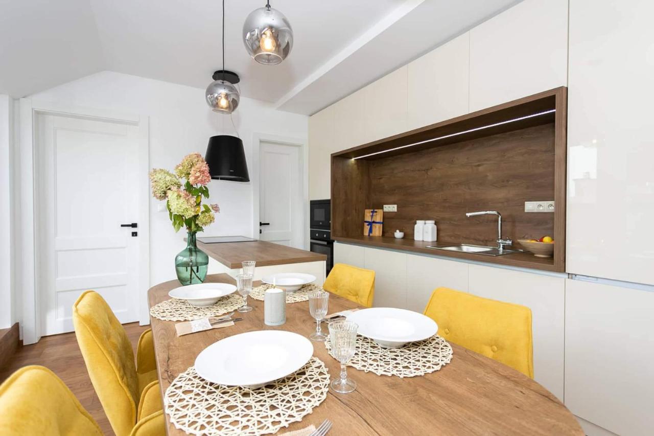 Bl - The Penthouse, 24Hr Self Check-In, 2 Bedrooms, Fireplace, Ac, Panoramic View From Main Balcony, 3-Minute Walk To City Center Banská Bystrica Exteriér fotografie