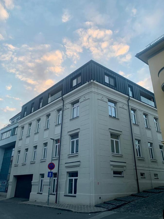 Bl - The Penthouse, 24Hr Self Check-In, 2 Bedrooms, Fireplace, Ac, Panoramic View From Main Balcony, 3-Minute Walk To City Center Banská Bystrica Exteriér fotografie